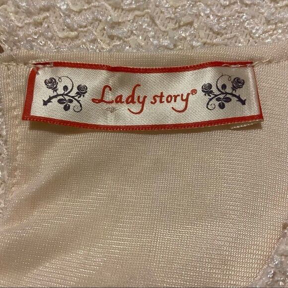 Lady Story Knit Blouse with Silky Trim - Picture 4 of 6